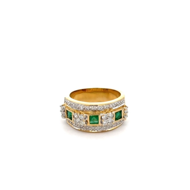 Emeralds and Diamond Ring 9.7g, 18k